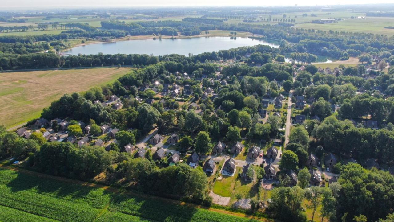Ewijk Recreatiewoning Maas En Waal 92ヴィラ エクステリア 写真